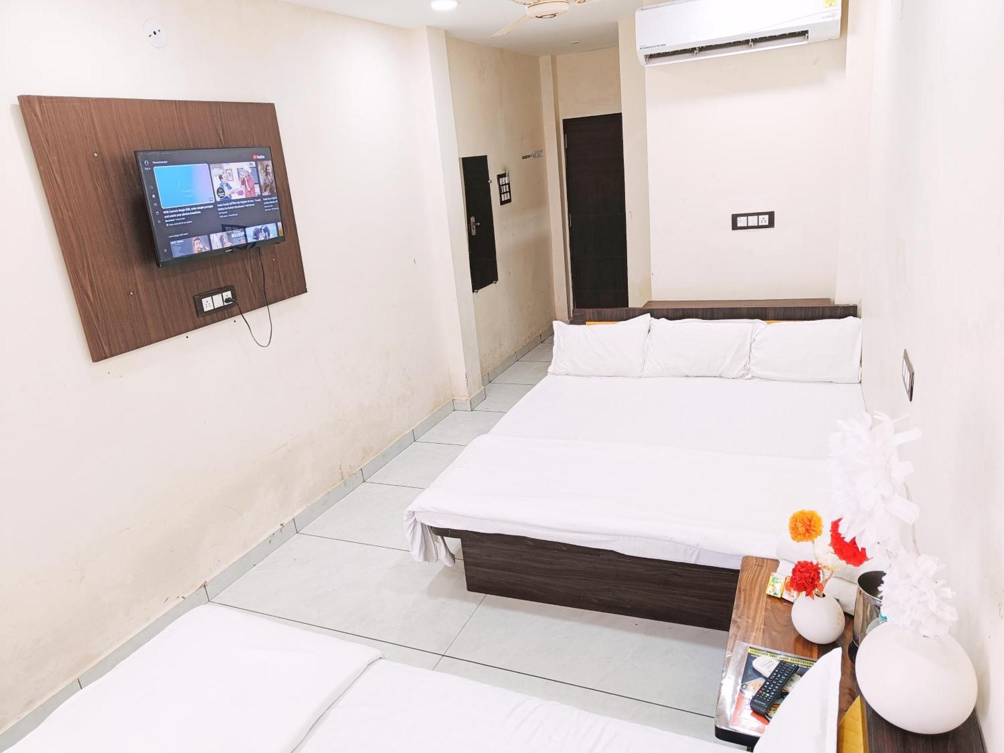Hotel S Tower ウッジャイン エクステリア 写真